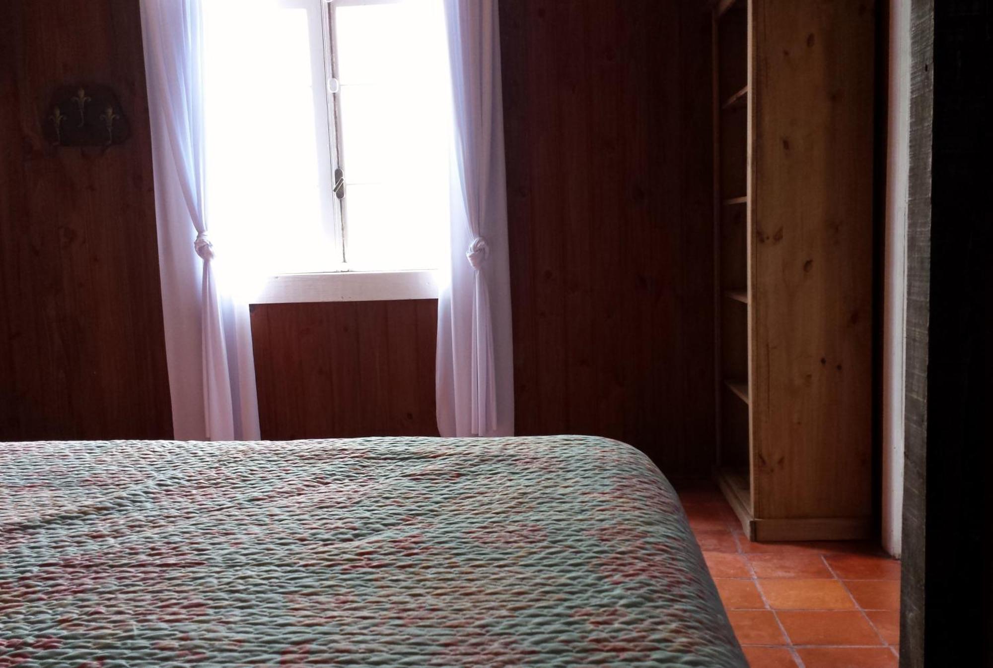 Aldeia Santuario Das Aves Tavares Zimmer foto